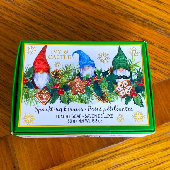 Ivy and castle luxury soap- sparkling berries - Picture 2 of 4